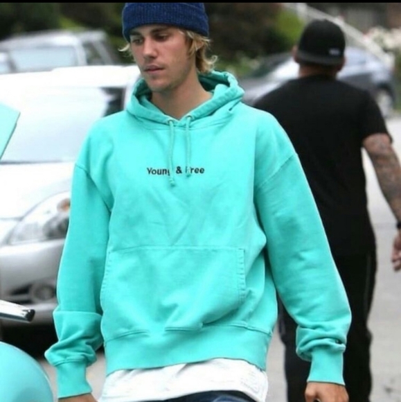 Young&free hoodie - Picture 2 of 6